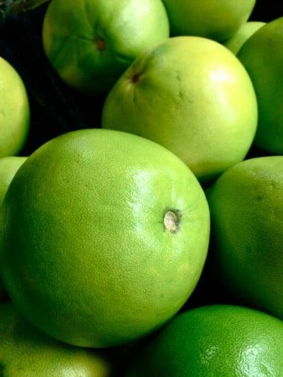 Nahaufnahme einer Pomelo