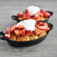 Erdbeer-Shortcake aus der Pfanne