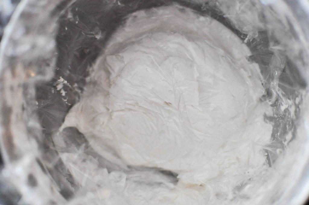 Beginn der Glasur für die Hauswände