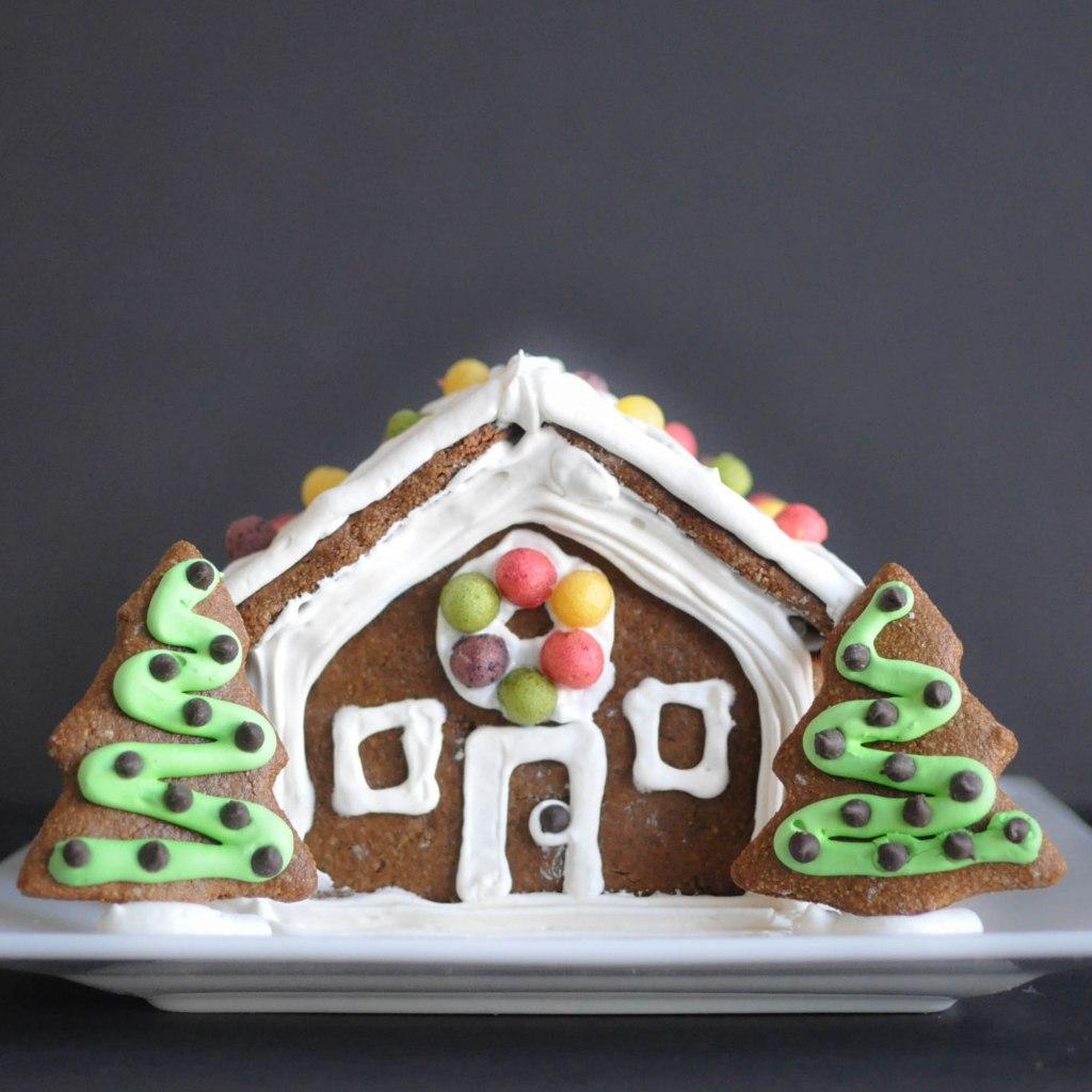Seitenfenster und Peter, der Lebkuchenmann